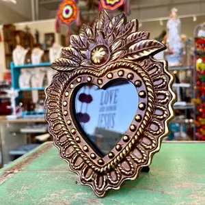 Sacred Heart Frame Standing Photo Decor
