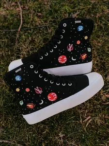 Universe Platform High Top