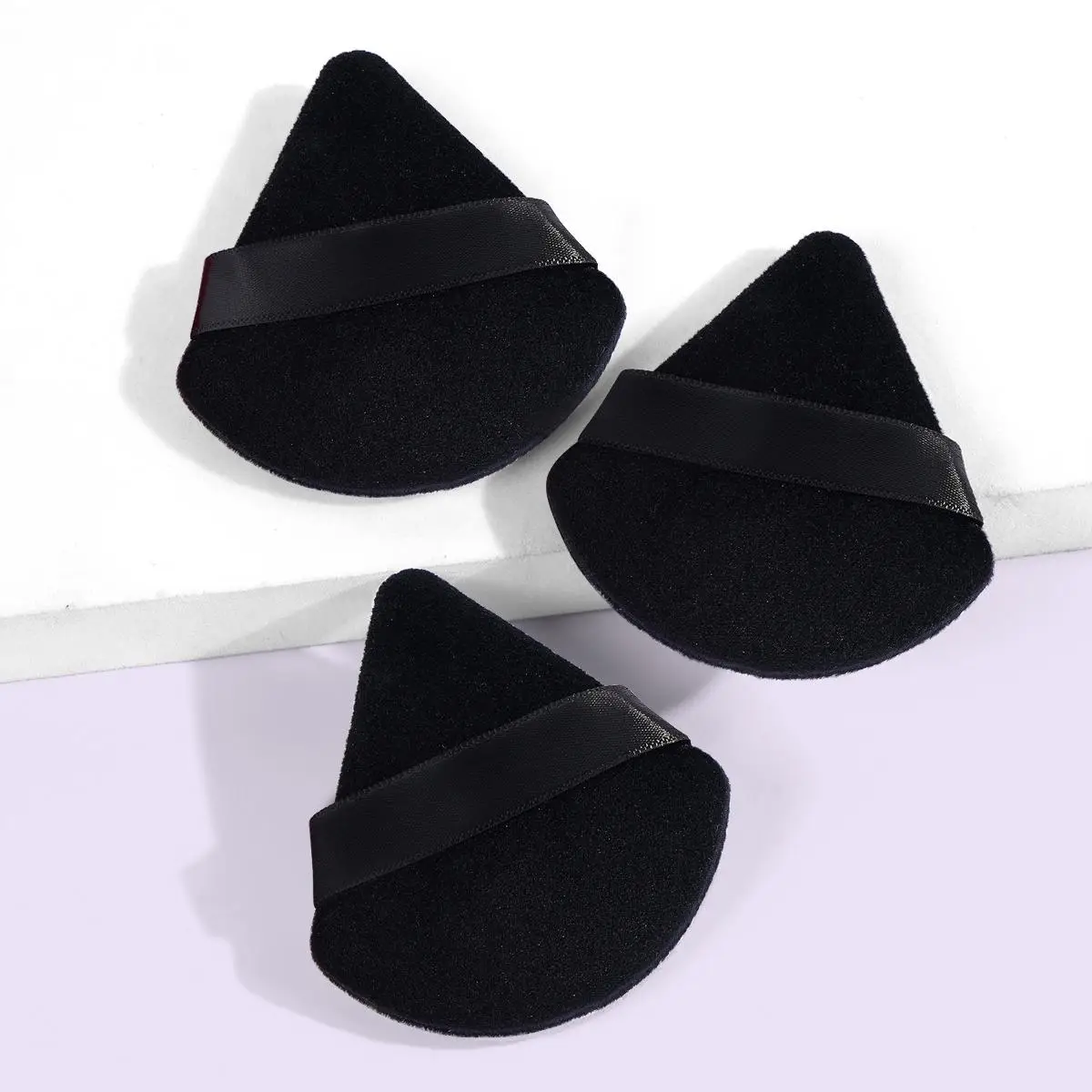 Foundation Triangle Powder Puff, 3 Counts Trending Products, Dry and Wet Use Makeup Sponge Puff, Soft Makeup Puff for Liquid Foundation, Face & Body P