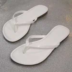 Women's Flat Flip Flops Anti-Skid Flat Heel Outdoor Walking Shoes Ideal for Beach, Vacation, and Everyday Use