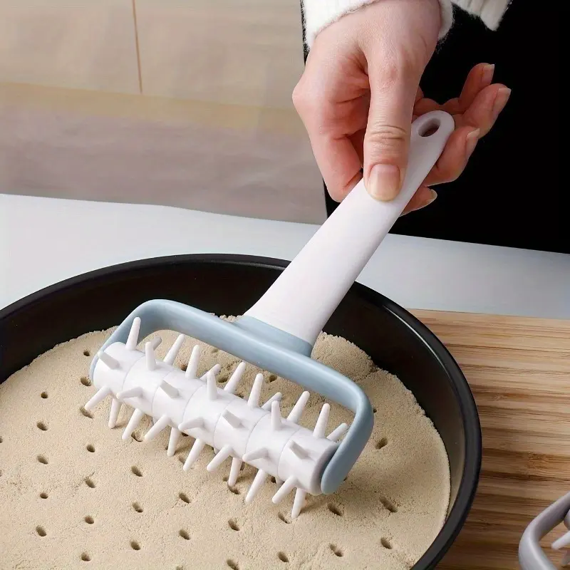 1pc Pizza Roller Prick Plastic Pizza Puncher Creative Flower Cutter Rolling Pin Needle Kitchen Baking Tool