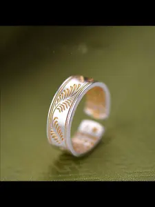 New Women's Fluorescent Ice Seed Egg Face Ring, Luxury High-End Fashion, Versatile Design, Perfect for All Occasions
