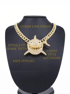 Sparkling Shark Pendant Cuban Link Chain Necklace, Hip Hop Style Jewelry, Party Wear, Street Fashion Accessory, Rap Singer Gift