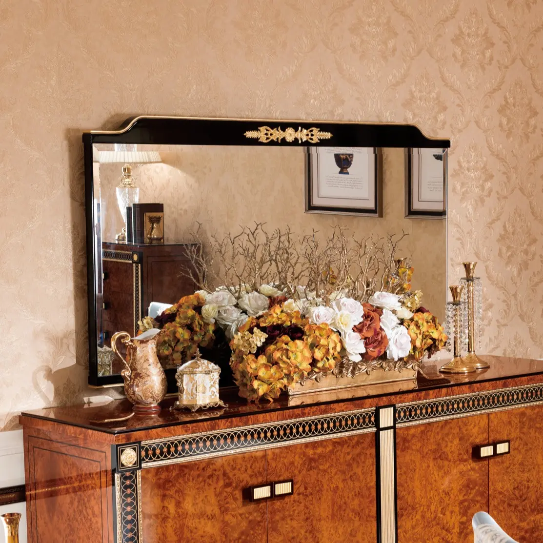 Luxury Buffet Mirror Gold & Black Elegance for Home Decor with Elegant Design Features