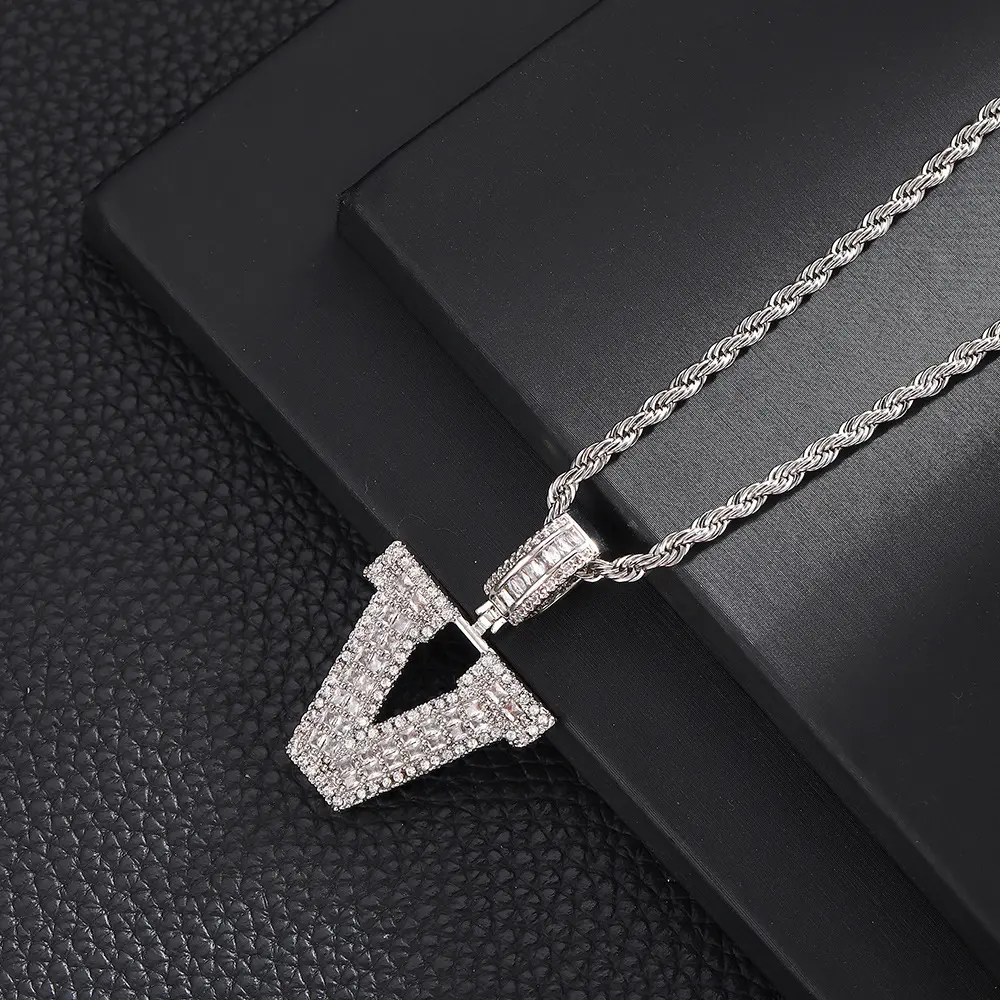 V+20inch Fried Dough Twists chain (silve