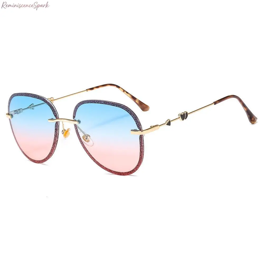 Glamour Glitter Sunglasses for Women with Heart Accent Temples - Sparkly Fashion Eyewear, Gradient Lenses with UV400 Protection, Ideal Gifting Choice, Sparkly Glitter