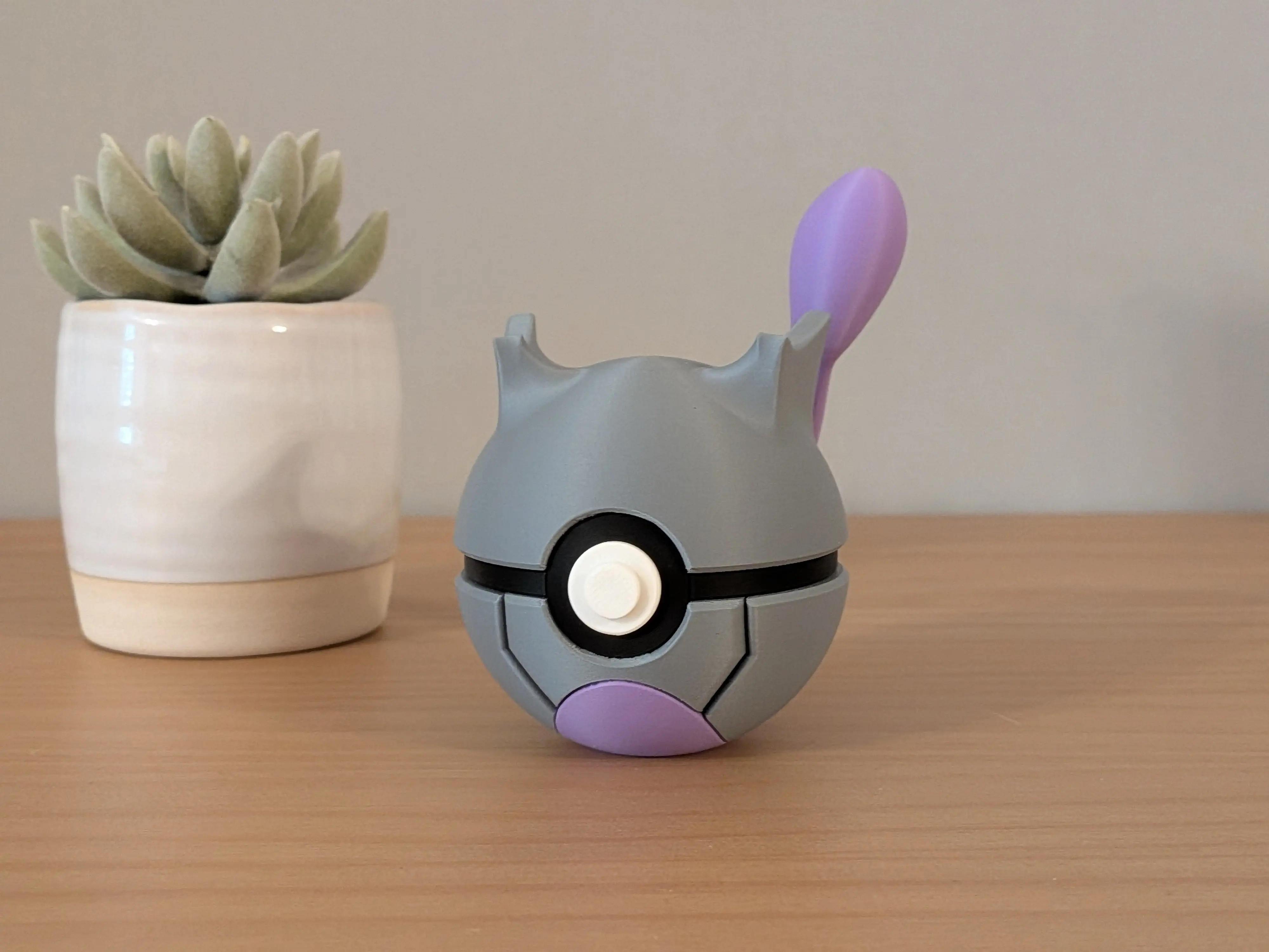 Shadow Mewtwo Ball | Themed Collector Ball