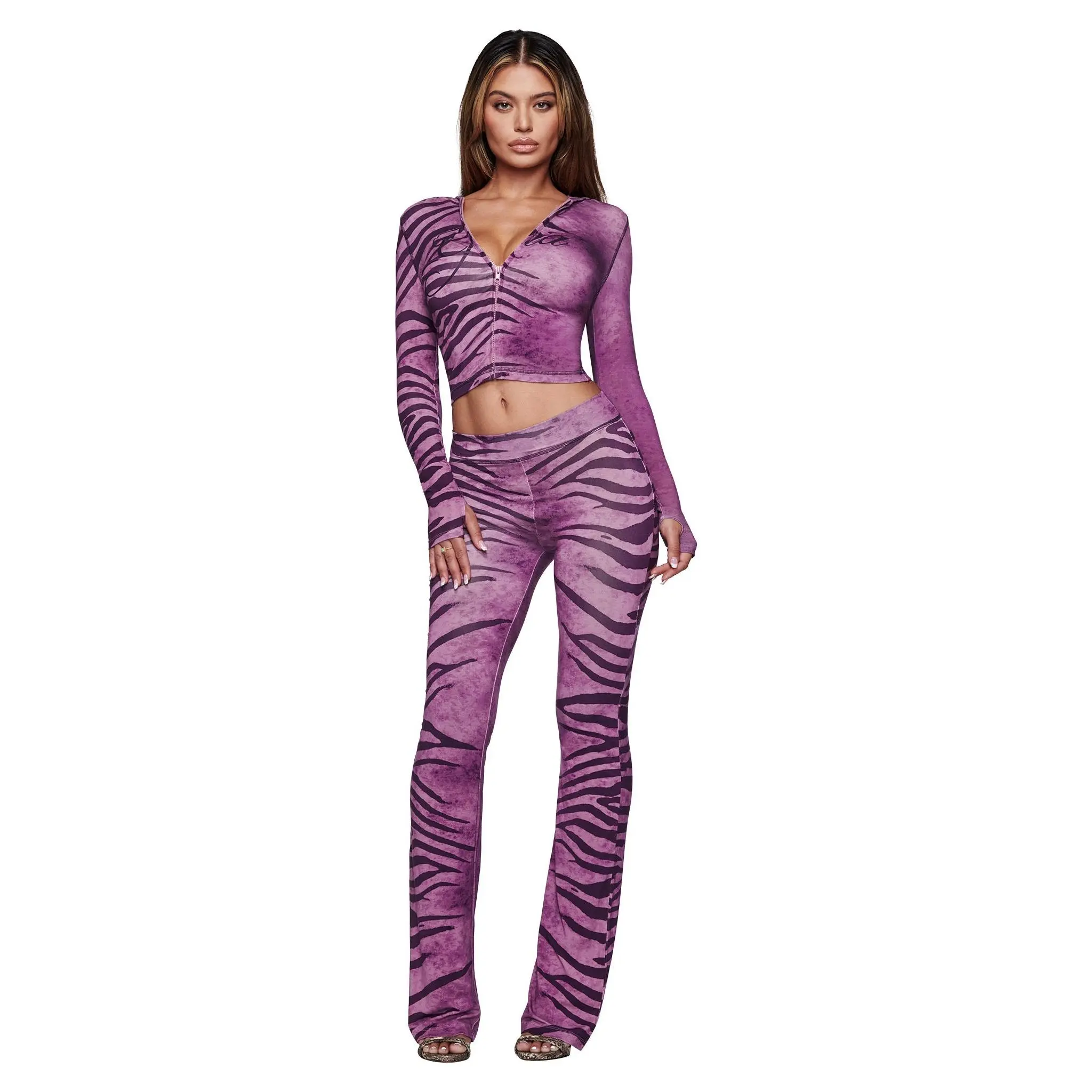 BLARE HOODIE - PLUM WILD SIDE