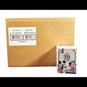 2025 Topps Stadium Club UFC Trading Card Mega Box New Factory Sealed