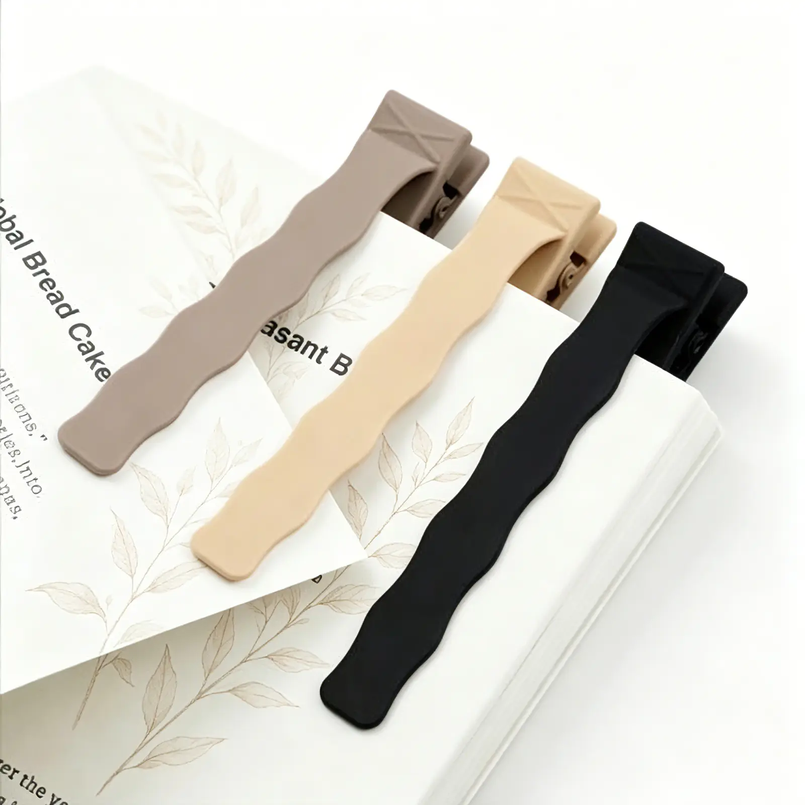 3Pcs Silicone Automatic Bookmarks, Cute Page Holders for Reading, Book Accessories for Women, Men, Kids 3Pcs Silicone Automatic Bookmarks, Cute Page Holders for Reading, Book Accessories for Women, Men, Kids