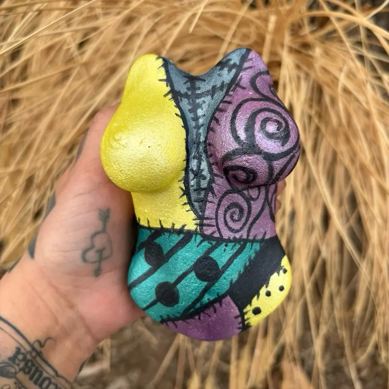 Halloween Sally from Nightmare before Christmas Baddie Bath Bomb- Black Raspberry Vanilla