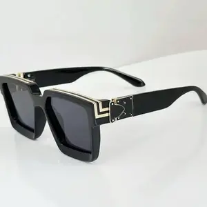 Funky Oversized Retro Square UV400 Unisex Luxury Sunglasses with Black Frame and Unique Design Elements