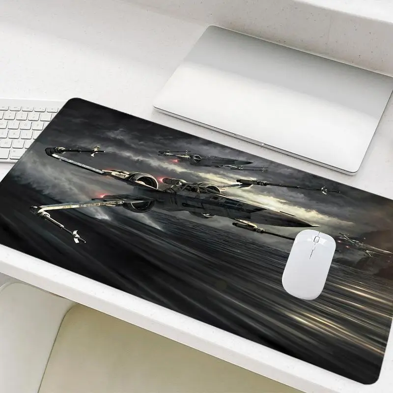Star Fighter Pattern Mouse Pad, Large Gaming Mouse Pad, Non-slip Rubber Base Stitched Edge Desk Pad for Laptop Desktop, Office Desk Accessories, Gaming Desk Accessory