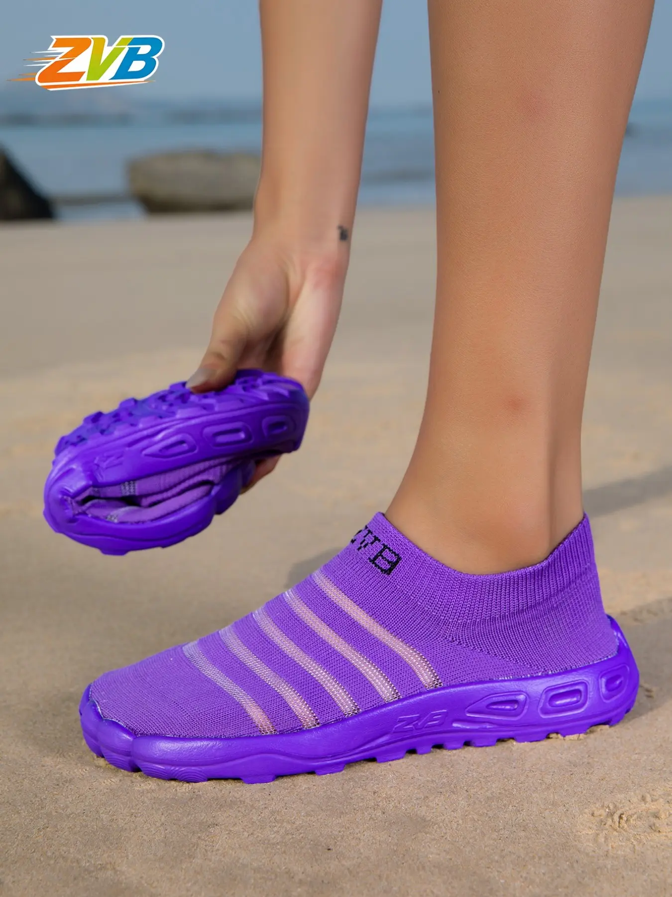 Women's Hiking Shoes, Water-Resistant Athletic Footwear, Lightweight & Breathable Design, Ideal for Outdoor Adventures, Lightweight Waterproof Hiking