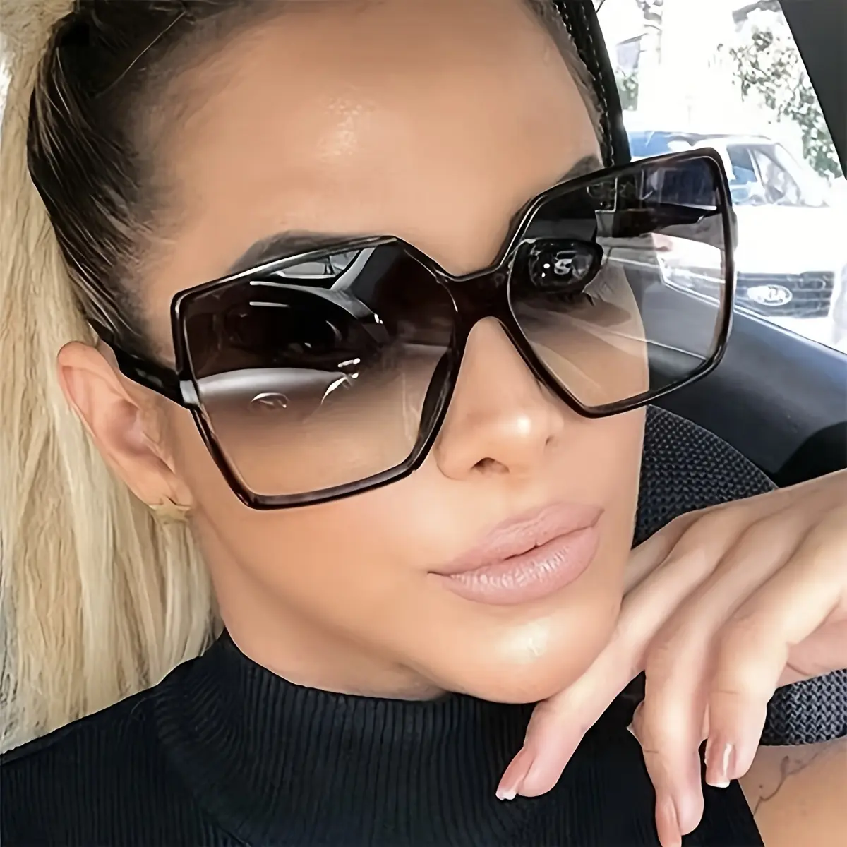 1pc Fashionable Square Men'S And Women'S Fashion Glasses - Large Black PC Frame with Gradient Brown Lens, Suitable for And Daily Use with Fashionable Neutral Eyes, Fashionable Appearance, Scratch Resistant Lens, Designer Frame