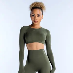 （With tag）Dynamic Long Sleeve Crop Top Gym Sweatwear Fitness Outfit Athletic Techwear Everyday Activewear