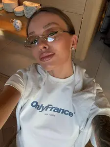 Y2K Trendy Millennium Spice Babe Vintage Metal Oval Mercury American Fashion Glasses, Perfect for Photography and