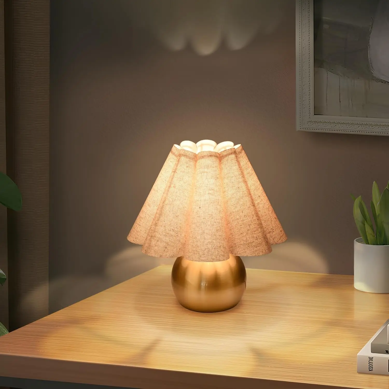 Gold Small Bedside Table Lamp for Bedroom, Brass Gold Bedroom Lamps for Nightstand, Cute Mini Table Lamps for Small Spaces with Scalloped Shade for Kitchen Counter, Bookshelf, Living Room, Kids Dorm - Gold Small Bedside Table Lamp for Bedroom, Brass Gold Bedroom Lamps for Nightstand, Cute Mini Table Lamps for Small Spaces with Scalloped Shade for Kitchen Counter, Bookshelf, Living Room, Kids Dorm -