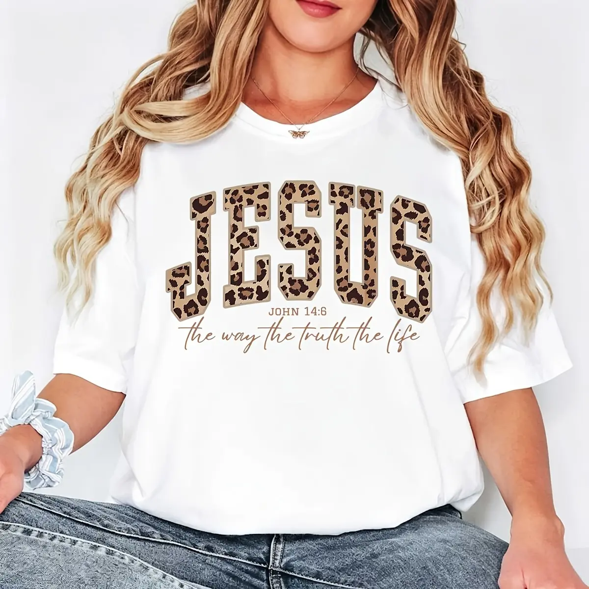 Women's Loose-Fitting Graphic Crew Neck Short Sleeve Sports Top - Jesus Leopard Print, John 14:6 Faith Statement, Hearts Design, Soft Cotton Fabric, Summer Wear, Gift for Religious Believers