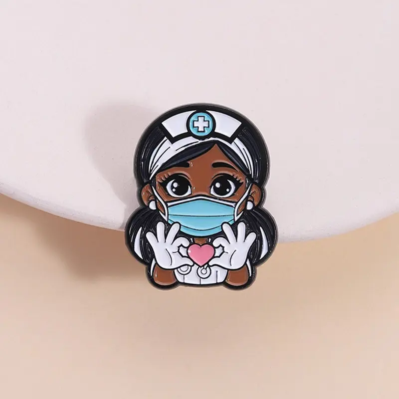 Cute Nurse Heart Design Brooch, Fashionable Enamel Pin for Women & Men, Enamel Pin Suitable for Backpacks, Jeans, Scarves, Hats Decoration, Brooch Pin Clip