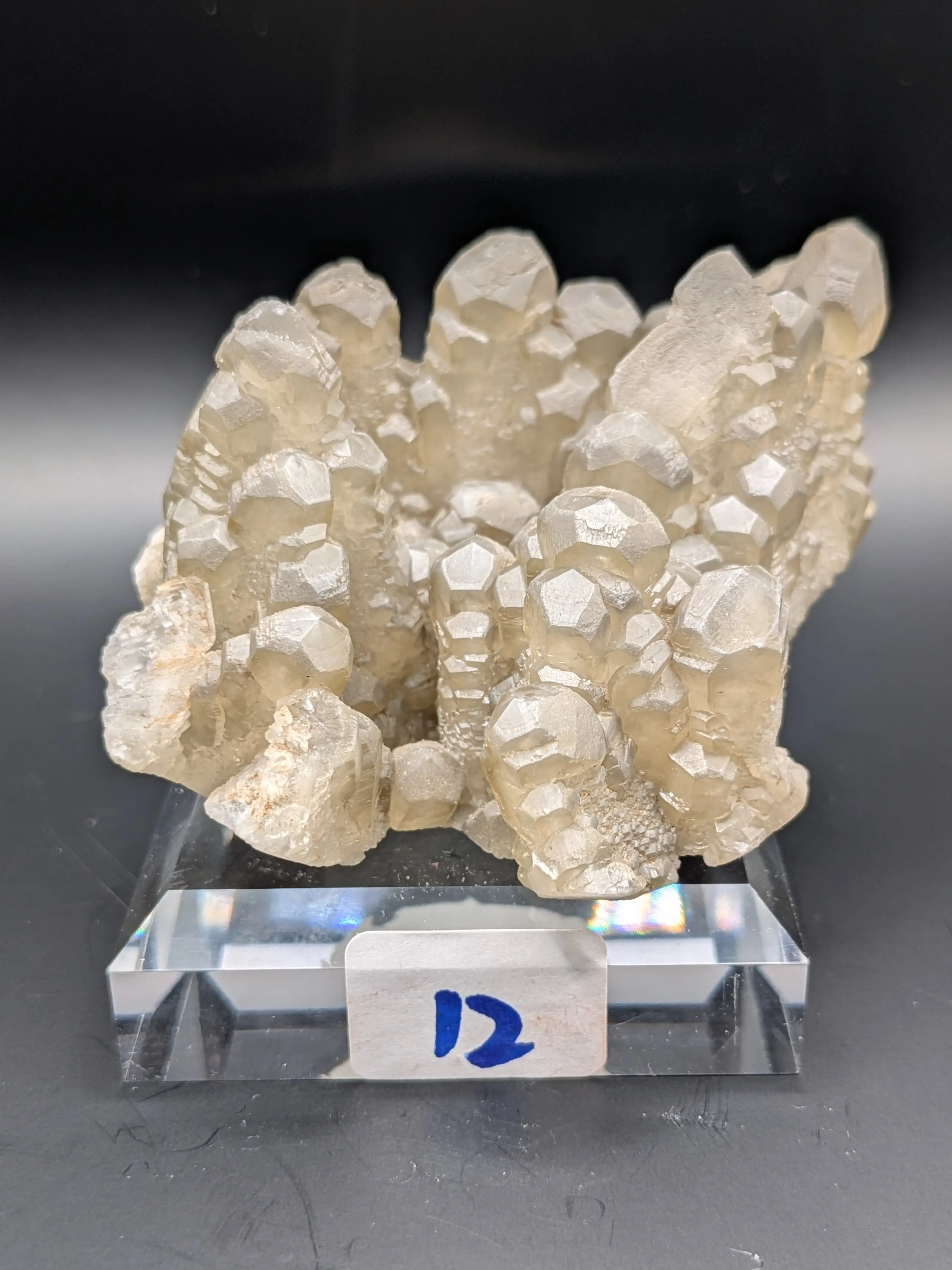 Screw Calcite