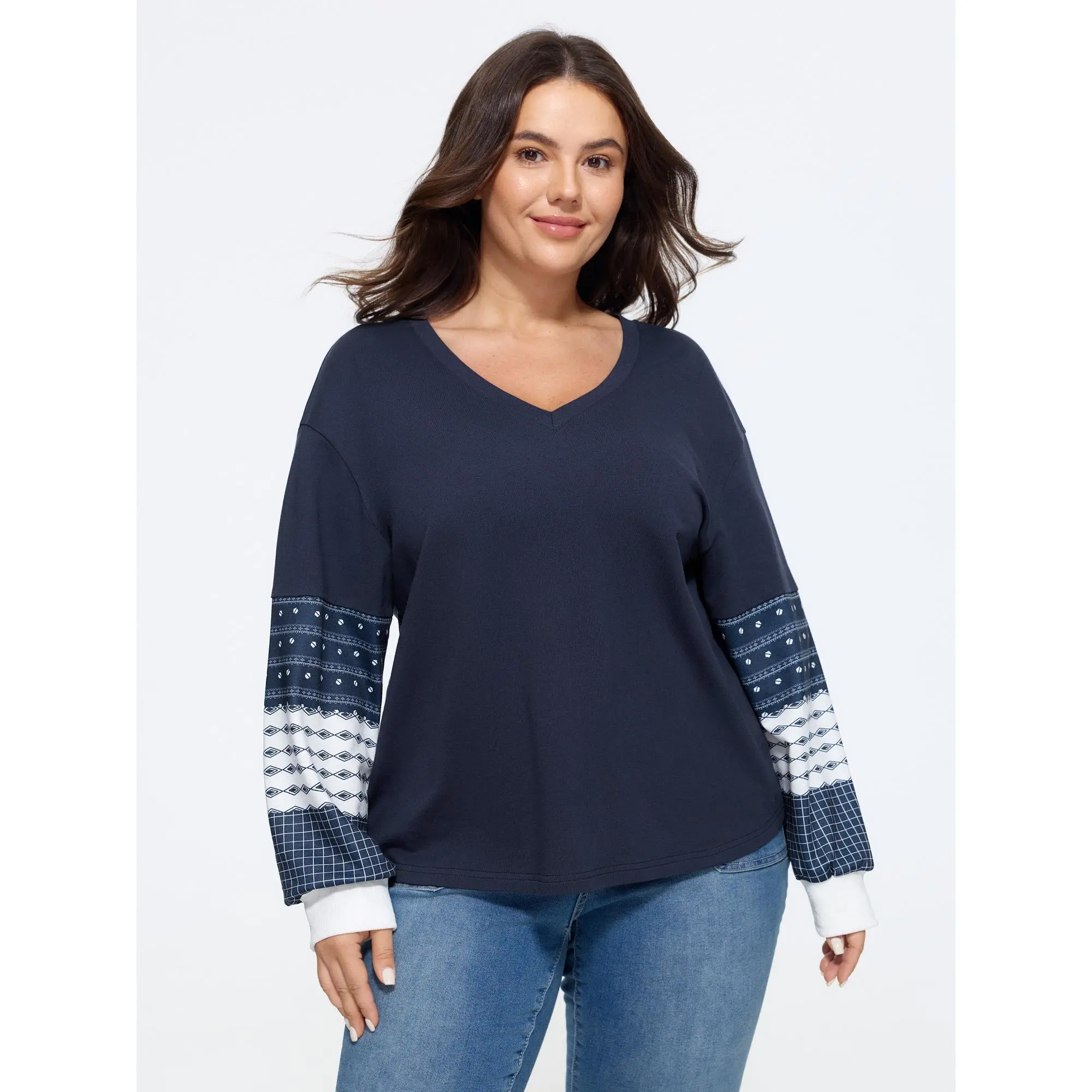 BloomChic Women's Plus Size Cotton-Spandex Fabric Geometric Patchwork Pullover Sweatshirt - Flattering V-Neck, Medium-Length Long Sleeves, Casual Garment, Perfect Fit [M-6X] 2026 Summerfinds，SohoChic