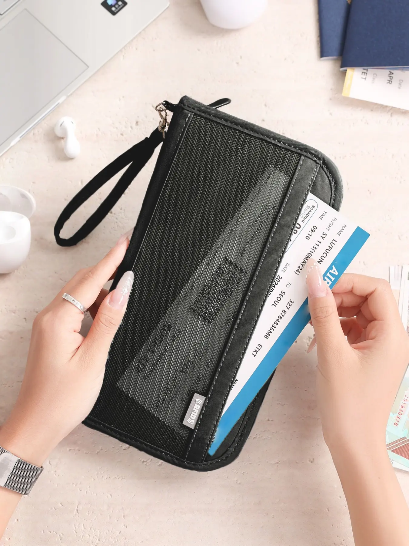 RFID Blocking Passport Bag, Waterproof Travel Storage Bag, Multiple Passports, Travel Documents Storage Bag, Zipper Passport Wallet, Detachable Wrist Strap, Travel Essentials, Passport Holder