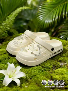 Classic Hole Shoe with Decoration, Waterproof Design, Comfortable Daily Wear, Fashionable Durable, Non Slip Clogs, Suitable for All Seasons, Unisex Adult Slippers