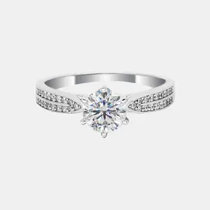 【219】1 CARAT SYNTHETIC MOISSANITE RING