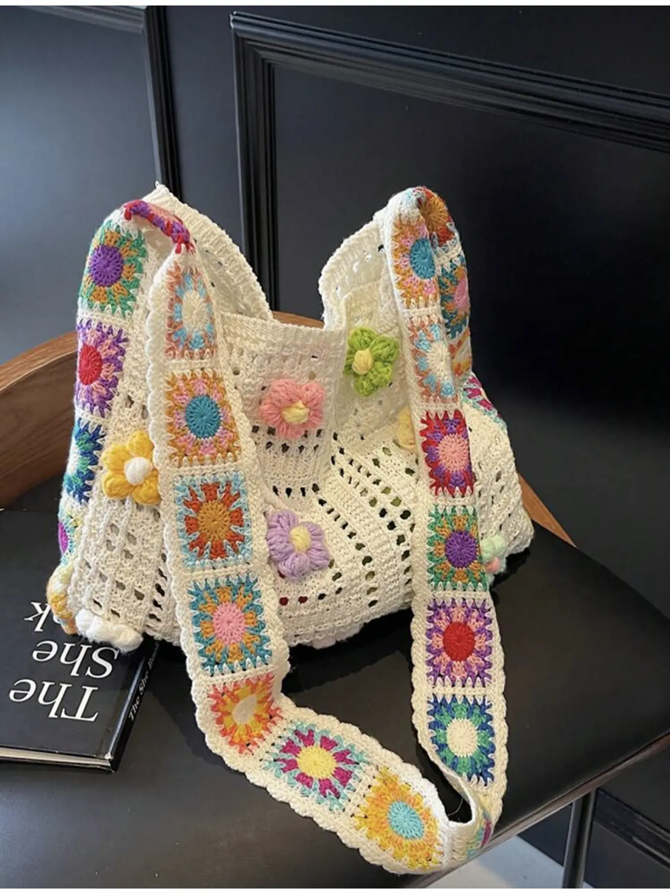 Retro Hollow-Out Floral Local Contrast Color Casual Crossbody Bag Casual Fashion Bag(The Color Position Of Flowers Is Random)