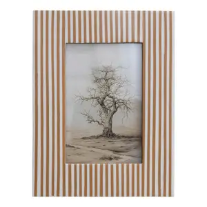 Resin Striped Photo Frame