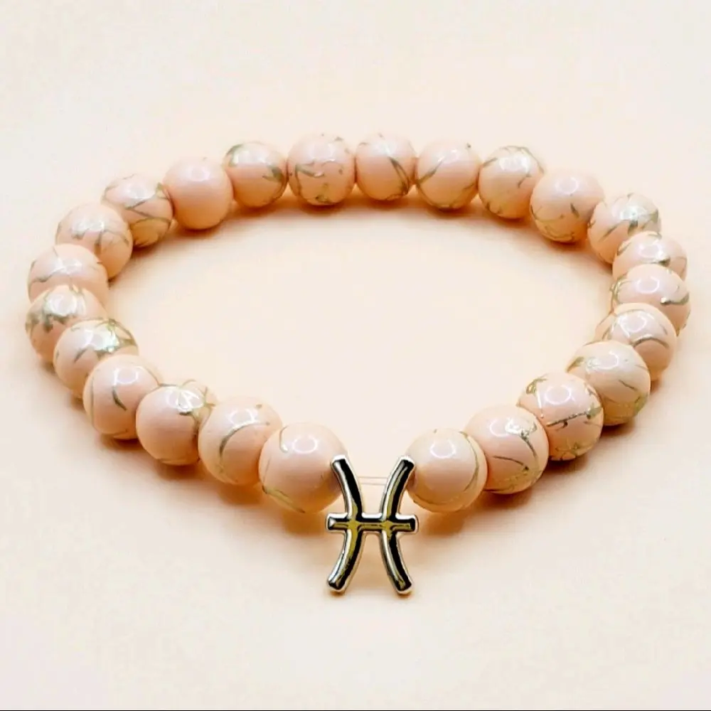 Pisces Bracelet - Beaded Design with Gold Charm, Featuring Peach Beads, Ideal for Pisces