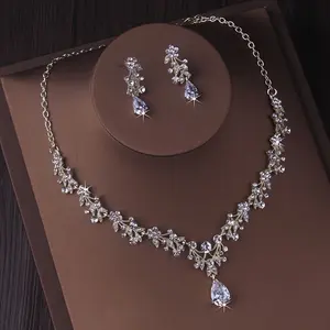 Wedding Bridal Jewelry Set with Necklace + Earrings, Synthetic Zirconia Rhinestone Chain, Wedding Banquet Party Necklace and Earrings Set