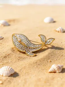 Whale Dolphin Pin Badge, Rhinestone Animal Brooch, Elegant Cute Accessory for Clothes Bags Hats, Unisex Gift Idea