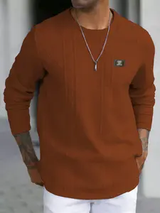 Men's Regular Fit Patched Detail Textured Plain Knit Tops, Casual Long Sleeve Round Neck T-shirt for All Seasons, Fashion Men's Knit Top for Daily Wear, Fitted, Knitwear
