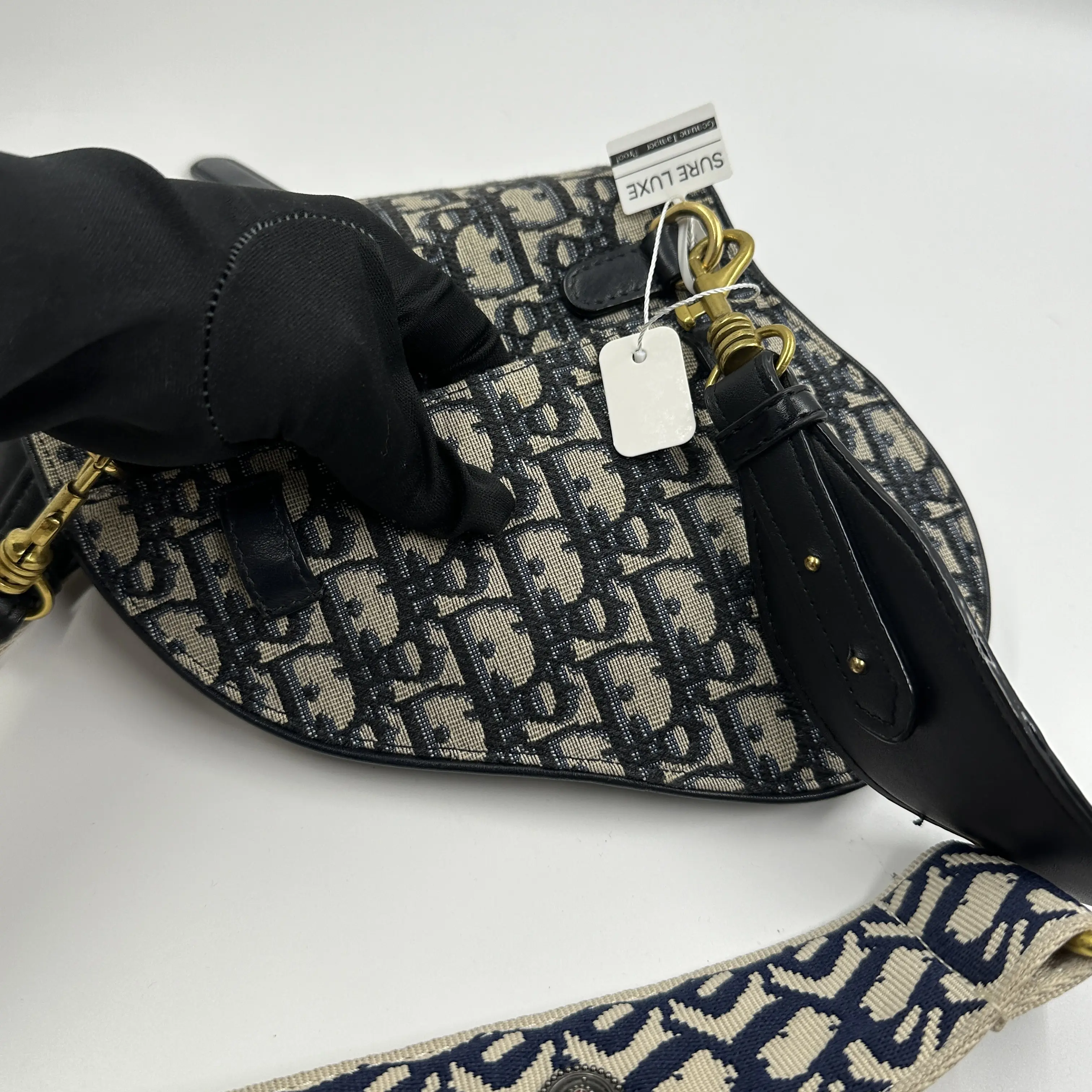 Pre-owned Dior image features the iconic Christian Mini Saddle Bag A101235
