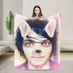 Super Warm Blanket Children Decorative Kawaii Gerard Throw Blanket My Chemical Romance Flannel Bedspread For Couch Bed Bed Cover