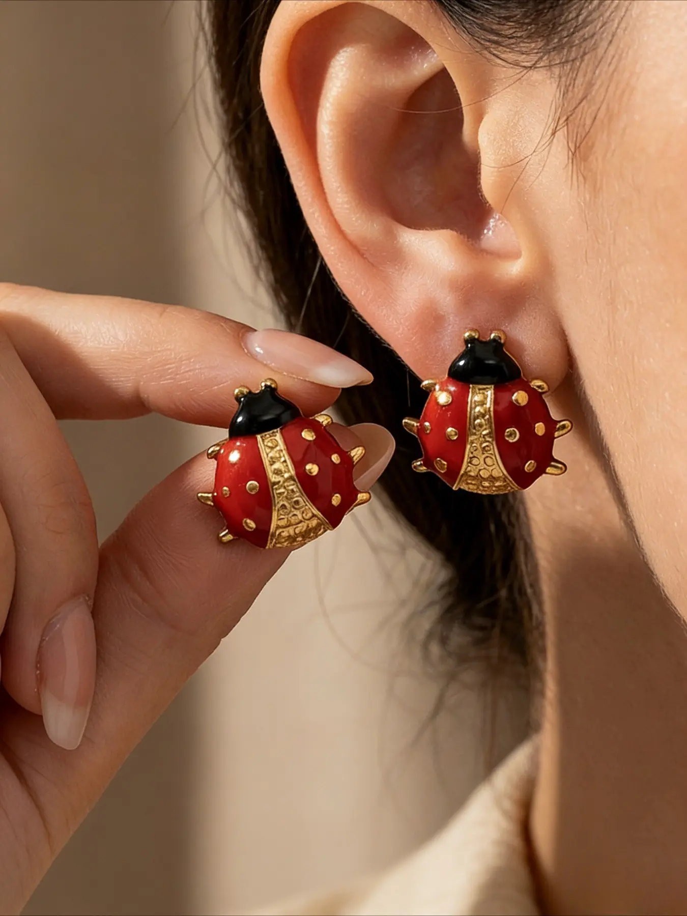 Fashion Oil Drop Ladybug Stainless Steel Low Allergy Earrings for Women, Creative Cute Insect Party Vacation Design Ear Rings, Hypoallergenic Earrings