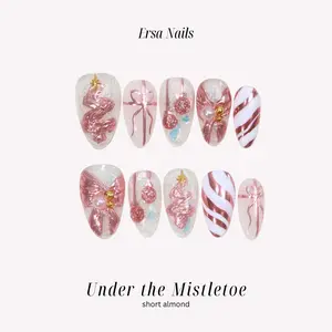 ErsaNails UNDER THE MISTLETOE - Short Almond 10 PCS Handmade Press On Nails | Gliter