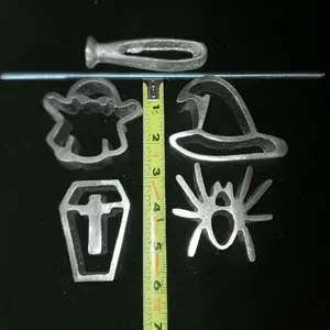 Set of Small Seasonal Spooky Buñuelo Mold