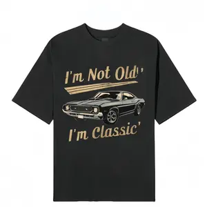 Men's retro car pattern and I am not old, I am a classic print crew neck T-shirt, cotton T-shirt, summer casual top, suitable for casual and sports wear