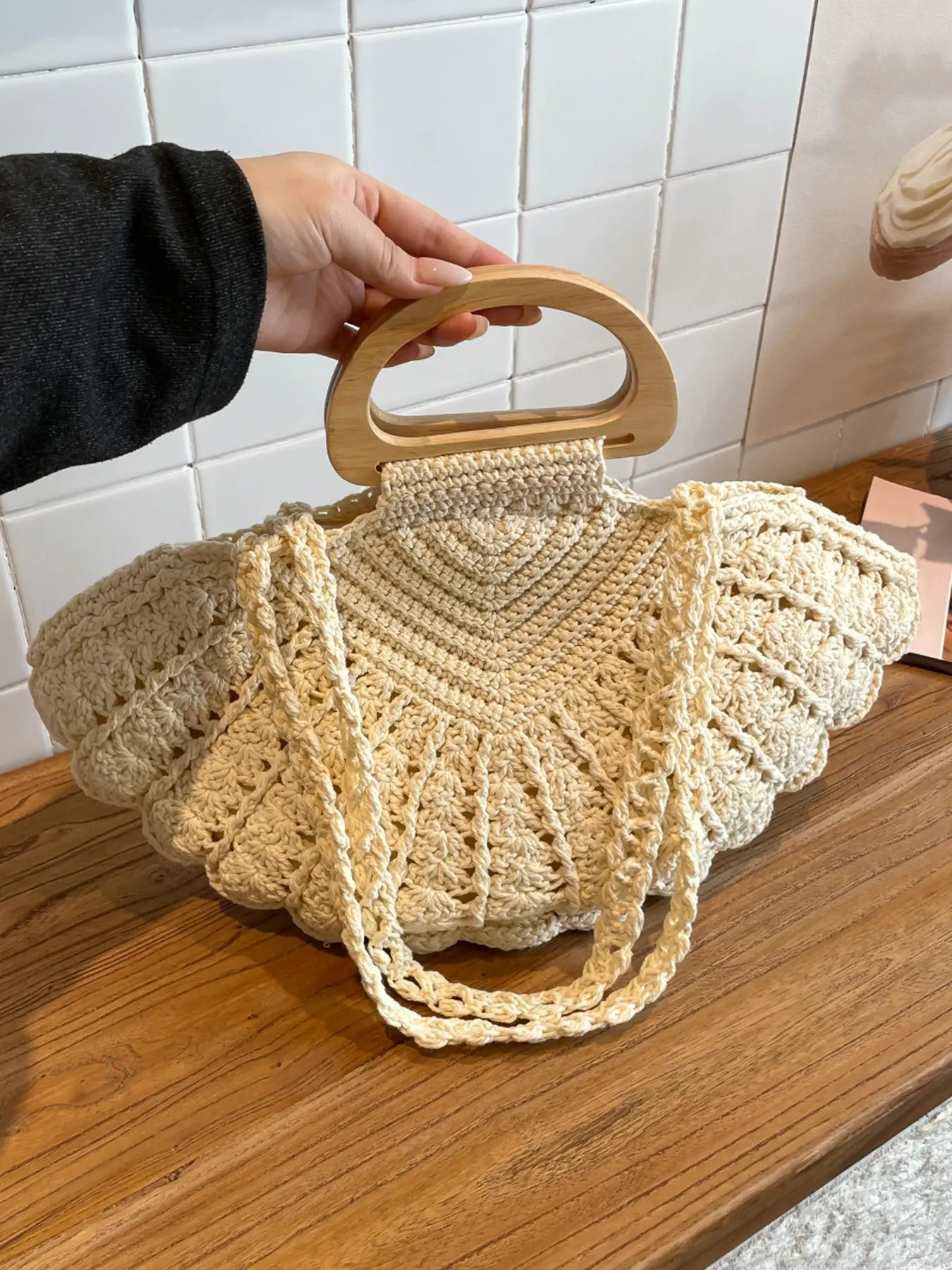 Forest style hook woven handbag, Boho crossbody bags, Casual crossbody bags, wooden handle, three-dimensional wave body, clear weaving texture, shoulder and back carrying, beige color tone, suitable for commuting, All Seasons Handbag
