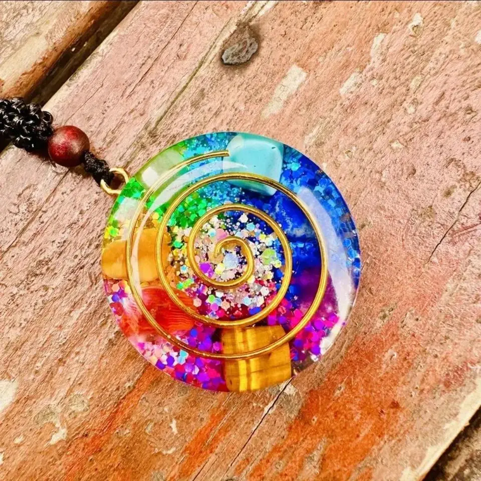 Natural 7 Chakra Rainbow Orgone Energy Pendant Necklace - Healing Crystal Protection Meditation Amulet, Chakra Circle Necklace for Energy Balancing