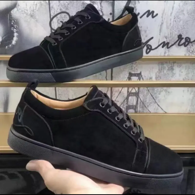 11 Embroidered Black