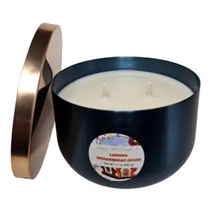 [Spring Hill Candle Co] Candied Gingerbread House 17oz Vegan Candle in Brushed Sapphire Tin Jar with Coordinating Sealed Gold Tin Lid with More than 100h of Clean-Burn Time