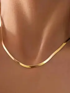 Elegant Snake Bone Chain Necklace, Versatile Flat Snake Chain for Men and Women, High-End Commuter Fashion Accessory, Minimalist Chain Necklace, Cuban Chain Necklace