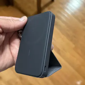 Anker Magnetic Power Bank, Built-In Foldable Stand, USB-C Port on the Side, 5,000mAh Capacity, Perfectly Compatible with iPhone 17/16/15/14/13 Series