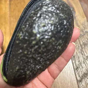 Avocado coin pouch - Monedero