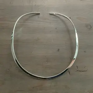 Silver Plated Smooth Round Open Neckwire