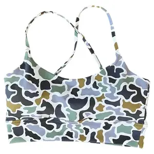 Women's Camouflage Print Sports Bra, Crisscross Back Fun Yoga Fitness Bra with Medium Support, Breathable Stretchy Workout Bra for Gym, Yoga, Running & Daily Active Wear, Trendy Camo Activewear Top